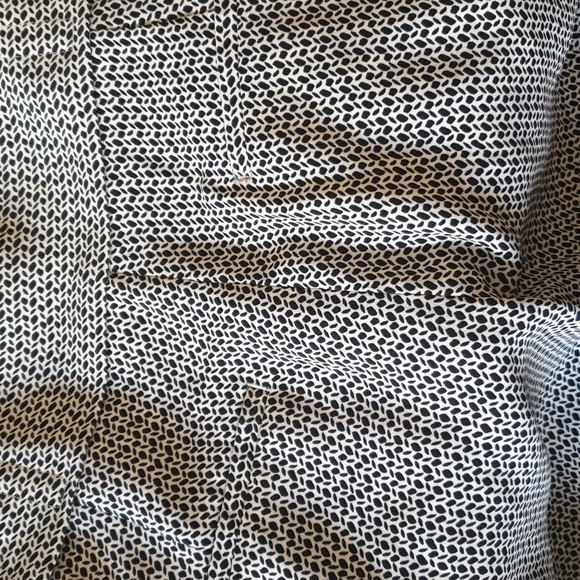 🎈SALE! Bundle 3 for $30.H & M printed shorts - Picture 5 of 7